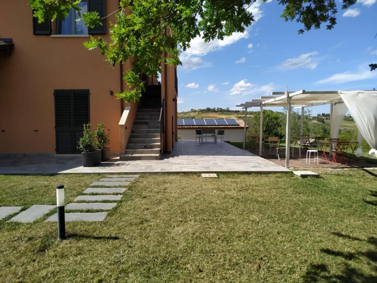 La Silvana B&B Coriano Bagian luar foto